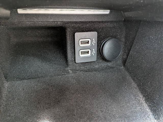 Used 2018 Lincoln Continental Reserve AWD/4WD image 40