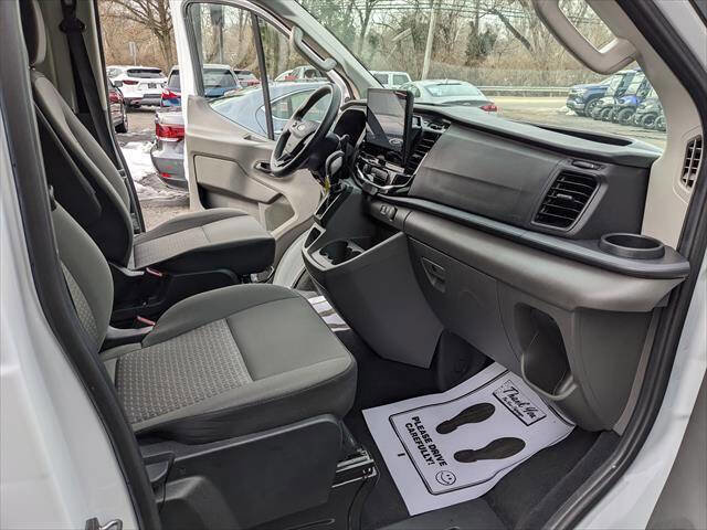 Used 2024 Ford Transit 350 XLT image 15