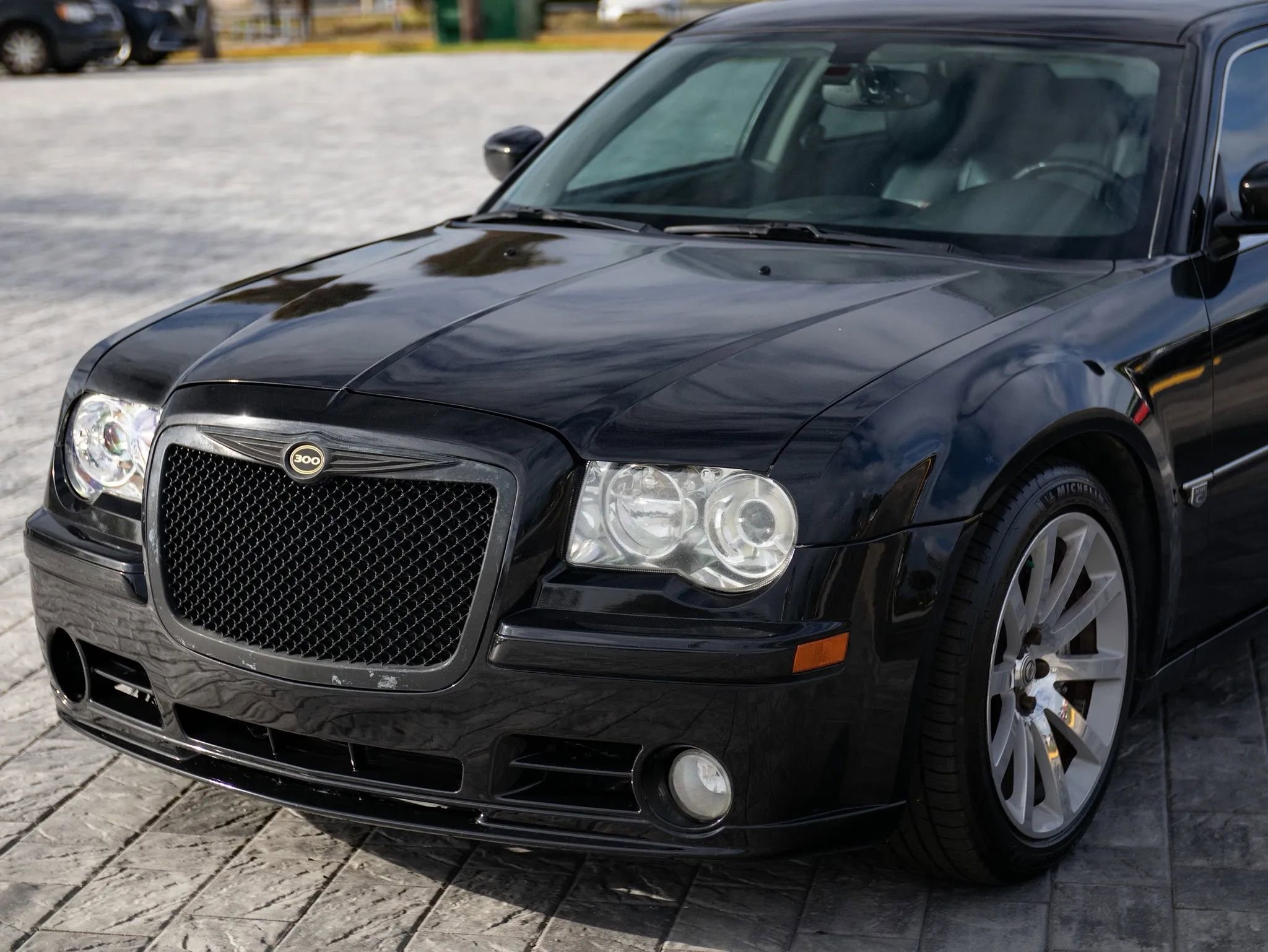 Used 2006 Chrysler 300 SRT8 w/ SRT Option Group II image 5