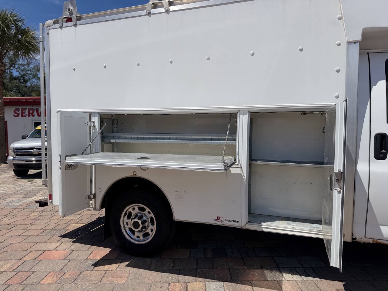 Used 2012 Chevrolet Express 3500 RWD image 6