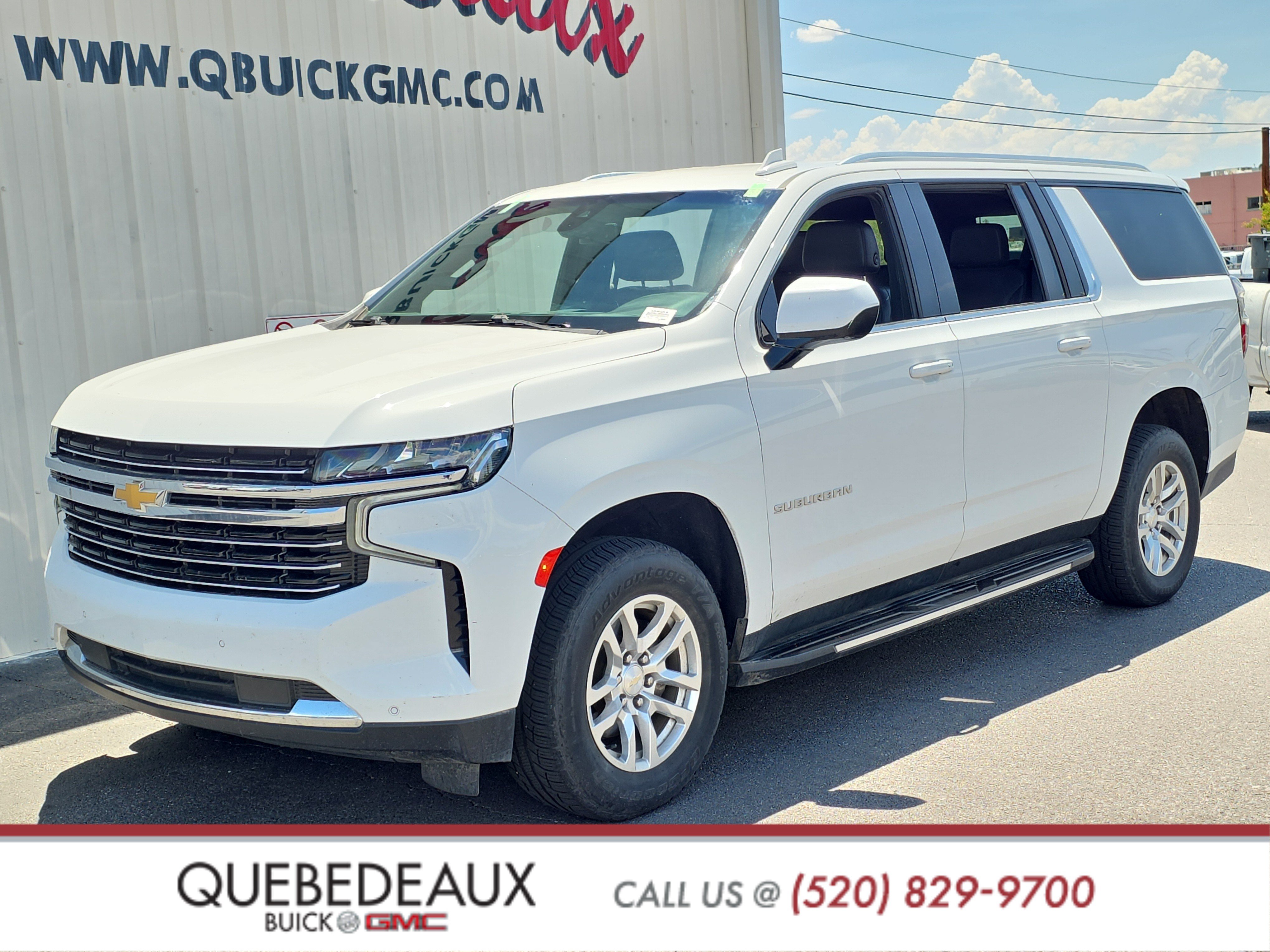 Used 2022 Chevrolet Suburban LT RWD image 3