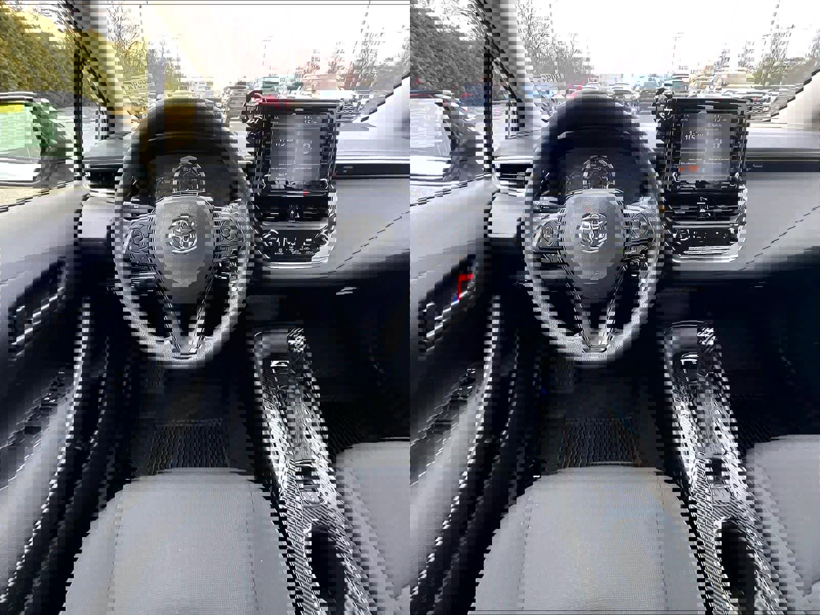 Used 2022 Toyota Corolla LE image 17