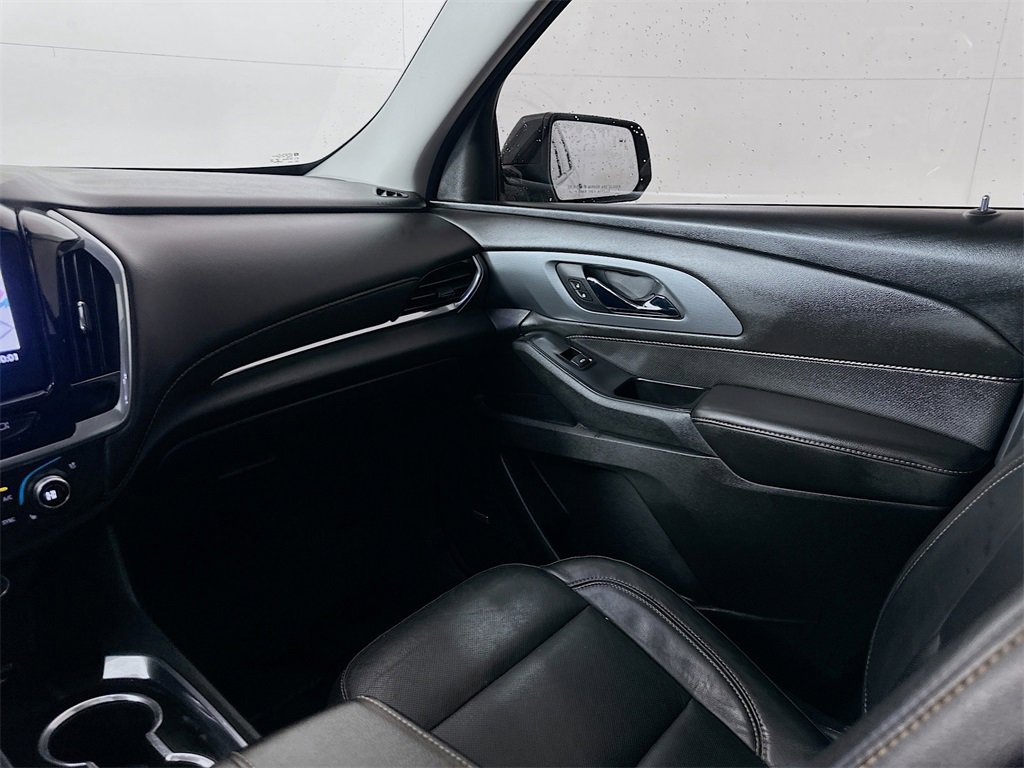 Used 2020 Chevrolet Traverse Premier w/ Redline Edition image 25
