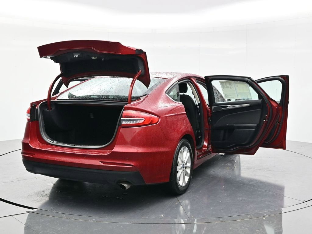 Used 2019 Ford Fusion SE FWD image 52