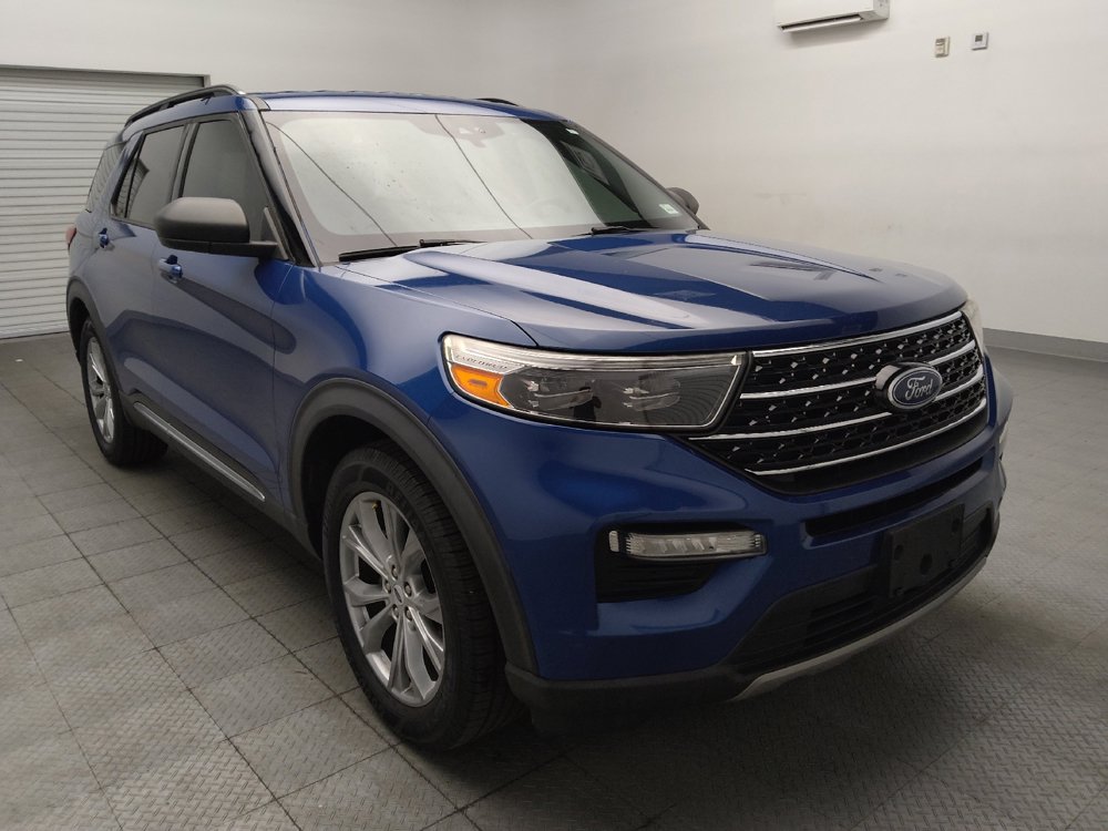Used 2020 Ford Explorer XLT w/ Equipment Group 202A RWD image 13