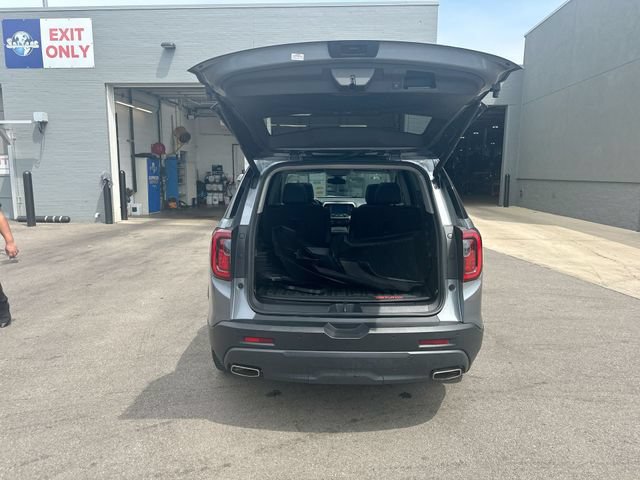 Used 2021 GMC Acadia SLT w/ Elevation Edition AWD/4WD image 27