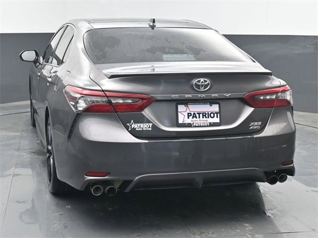 Used 2022 Toyota Camry XSE image 4