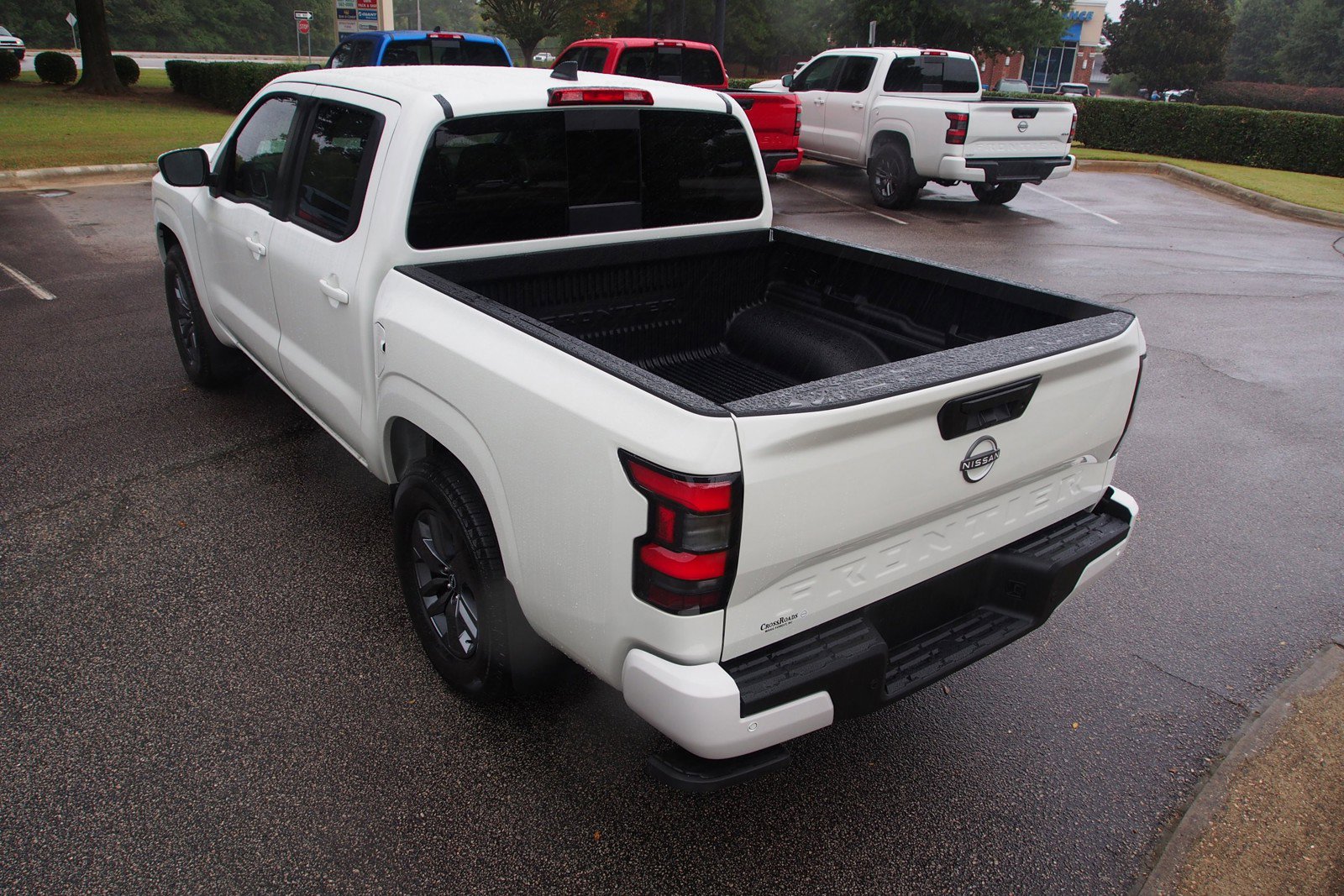 Used 2026 Nissan Frontier SV RWD image 5