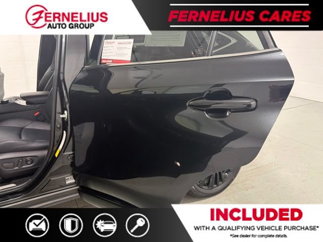 Used 2023 Toyota Venza Nightshade AWD/4WD image 14