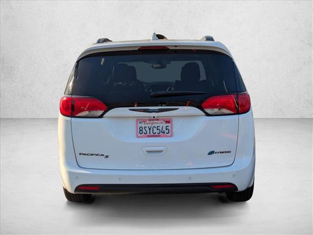 Used 2020 Chrysler Pacifica Touring-L w/ S Appearance Package image 7