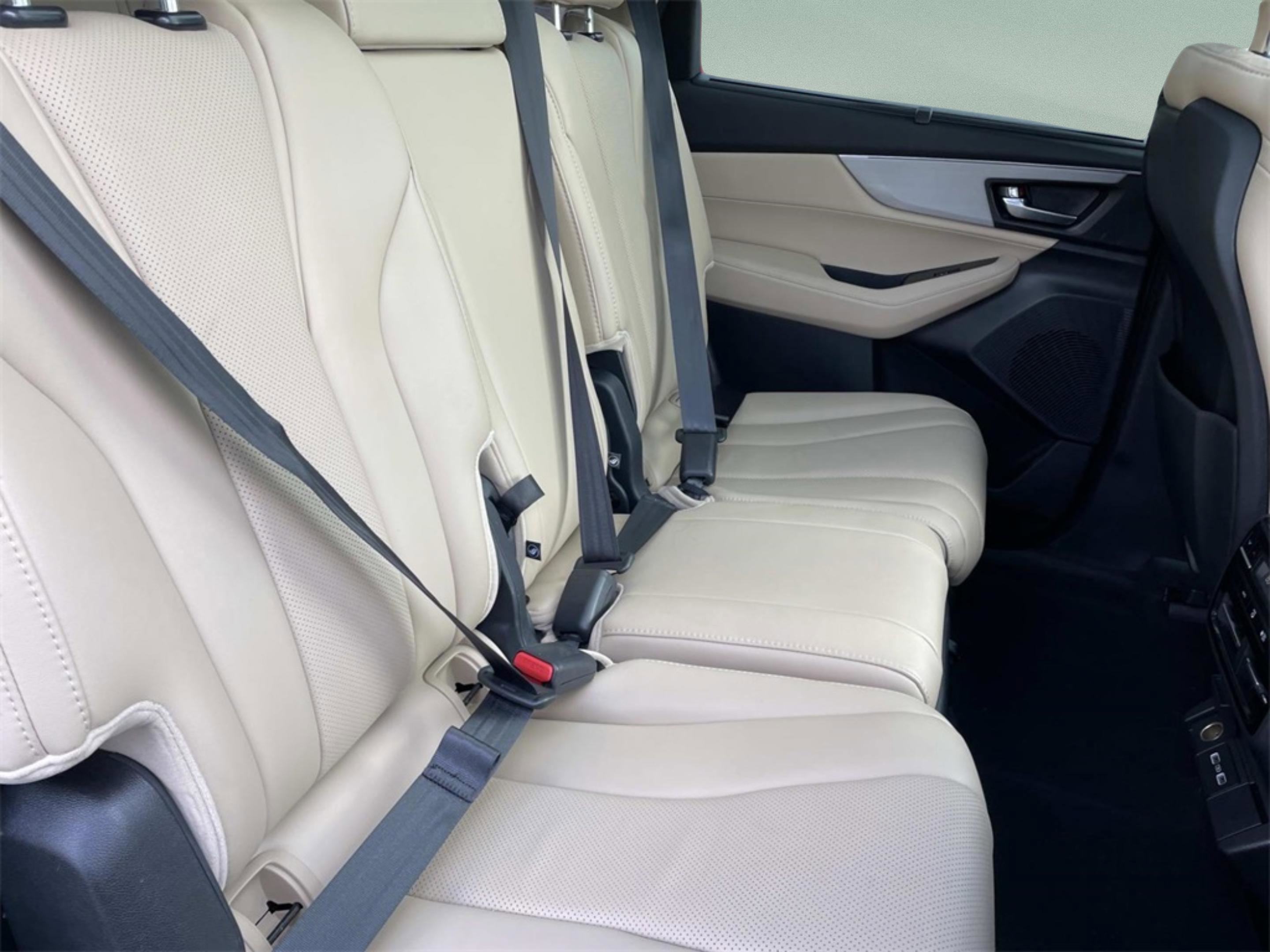 Used 2023 Acura MDX FWD w/ Technology Package image 17