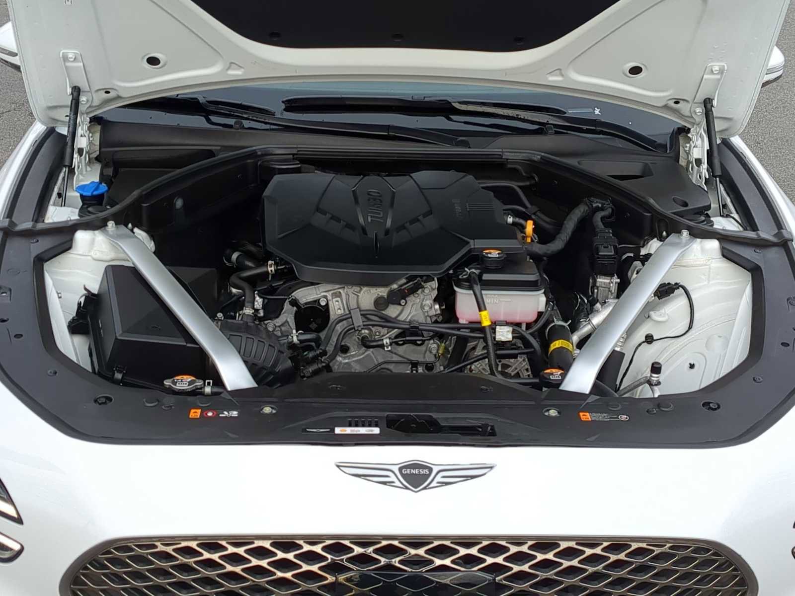 Used 2024 Genesis G70 2.5T image 15