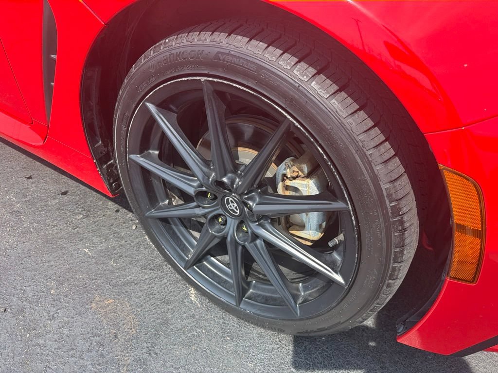 Certified 2023 Toyota GR86 Premium RWD image 5