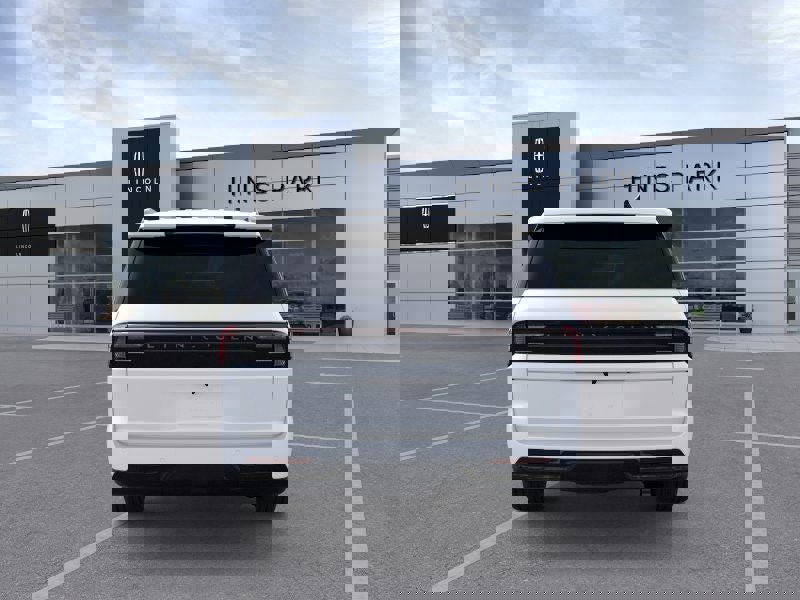 New 2025 Lincoln Navigator L Reserve w/ Jet Appearance Package image 5