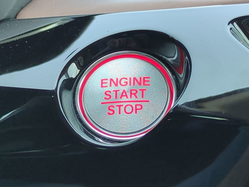 Certified 2022 Acura MDX FWD w/ Technology Package image 29