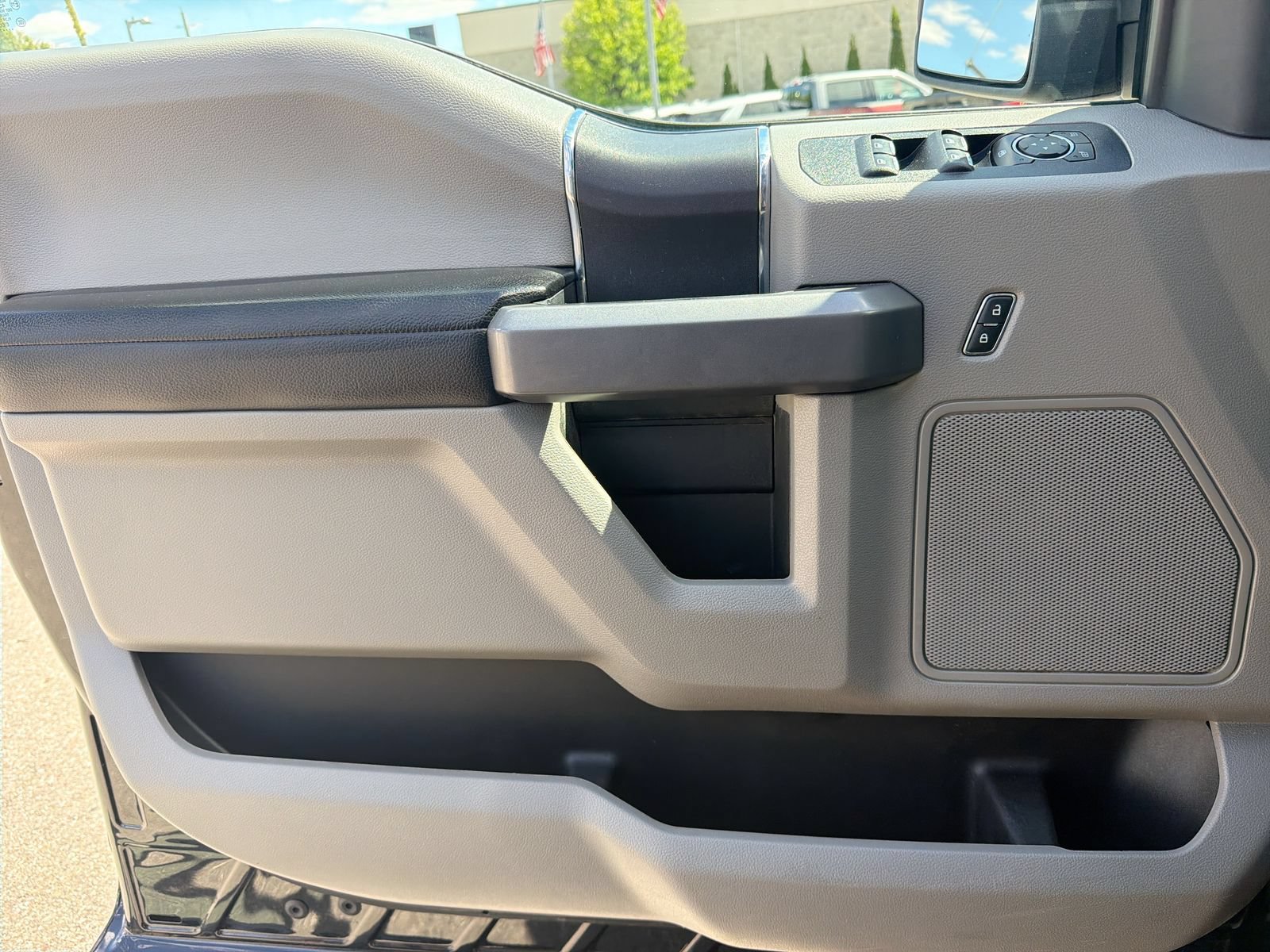 Used 2019 Ford F150 XLT AWD/4WD image 33