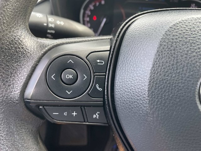 Used 2024 Toyota RAV4 XLE FWD image 31