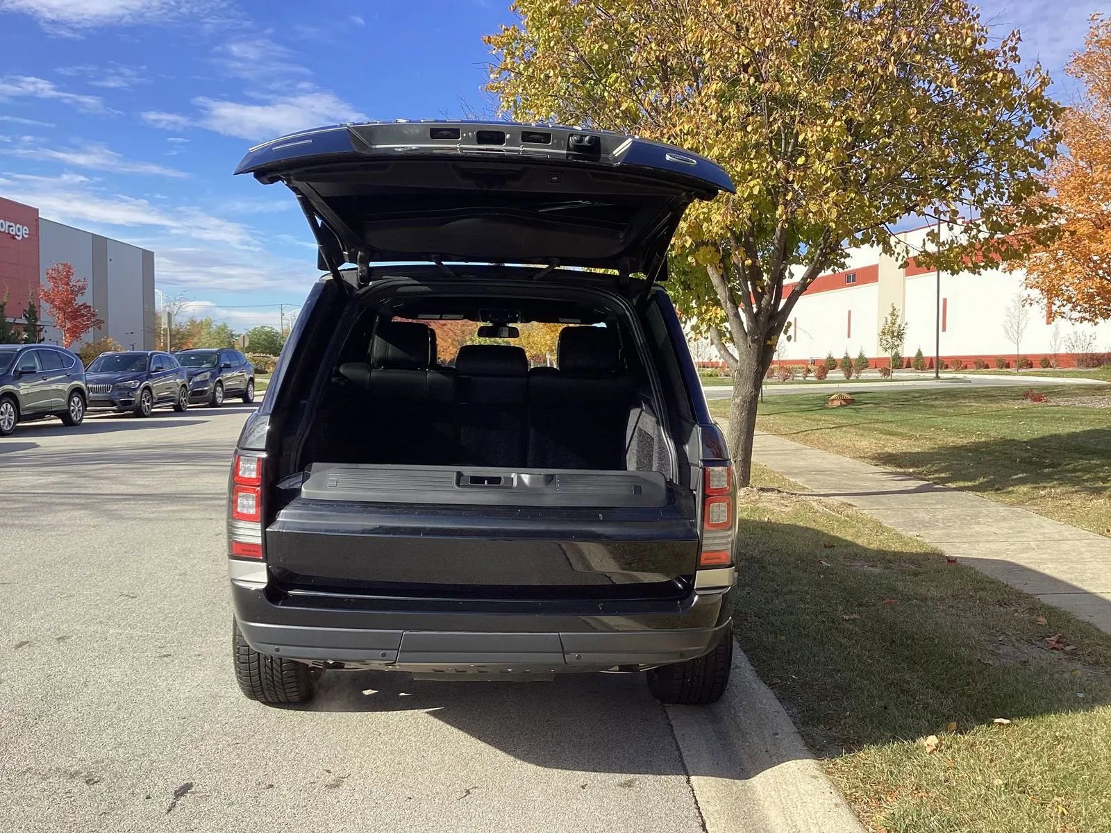 Used 2016 Land Rover Range Rover Supercharged image 10