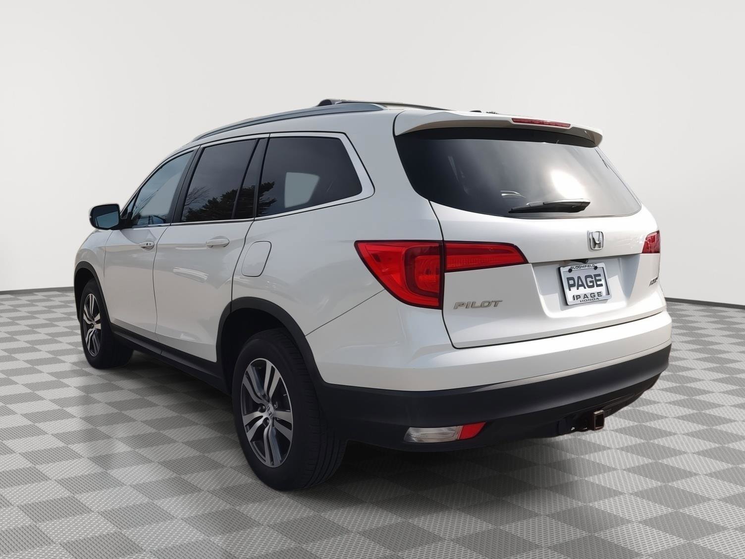 Used 2016 Honda Pilot EX image 32