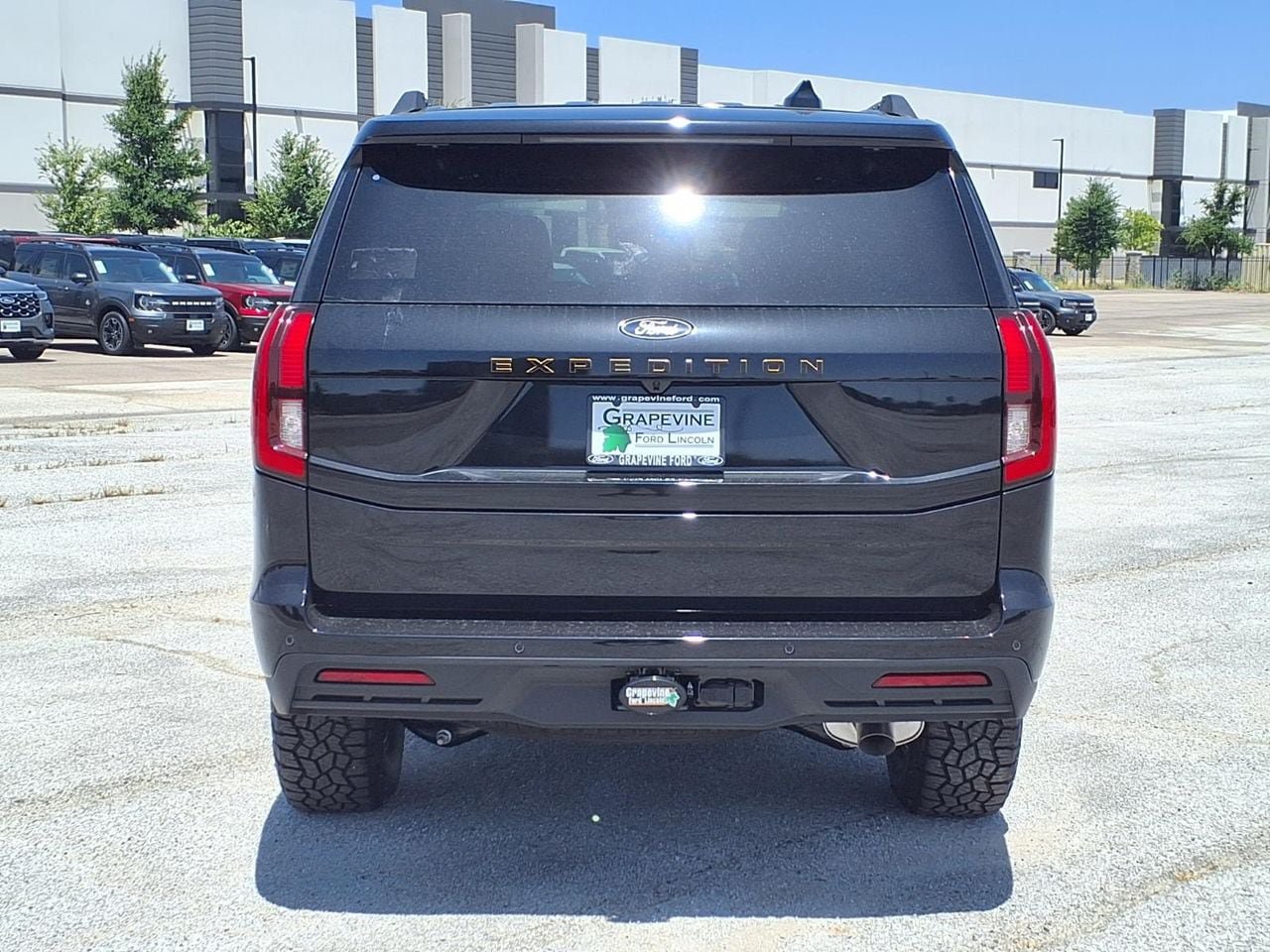 New 2027 Ford Expedition Tremor w/ Driver's Package AWD/4WD image 5