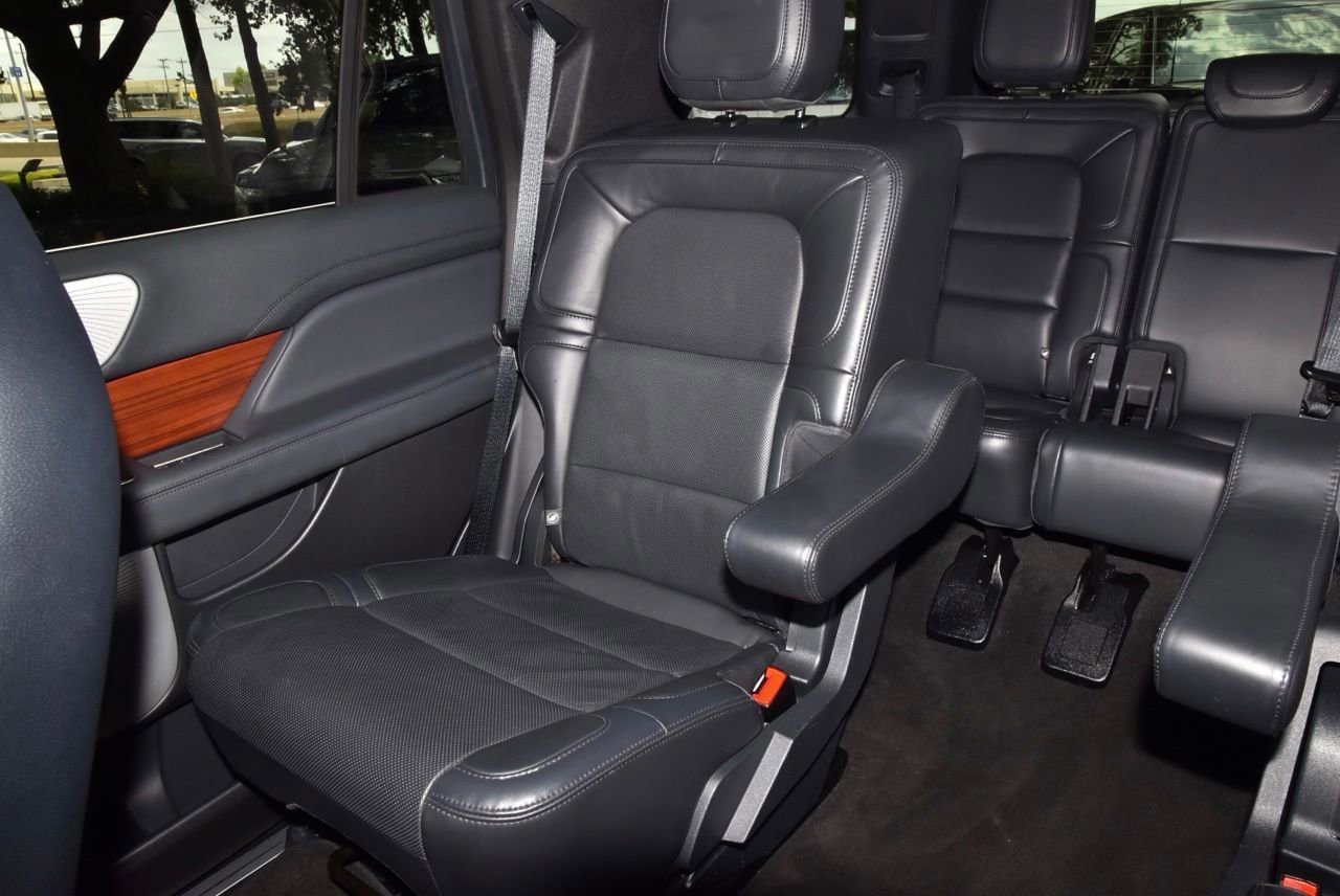 Certified 2024 Lincoln Navigator Reserve AWD/4WD image 20