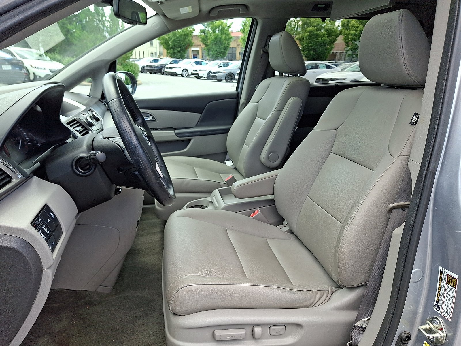 Used 2017 Honda Odyssey Touring image 15