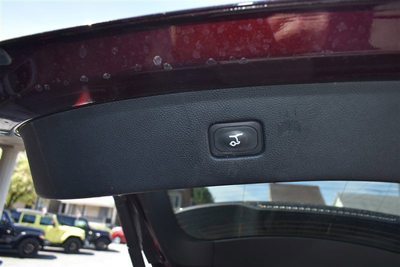Used 2022 Ford Edge SEL w/ Convenience Package AWD/4WD image 26