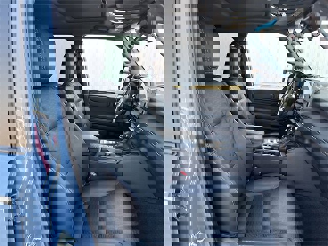 Used 2024 Toyota Land Cruiser image 33