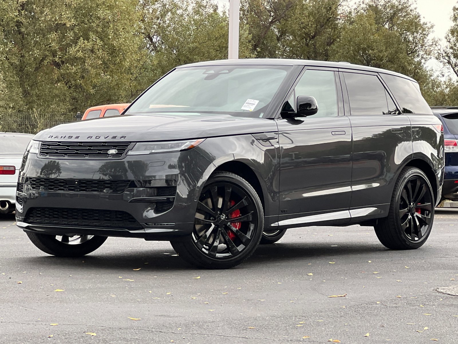 New 2026 Land Rover Range Rover Sport Dynamic SE