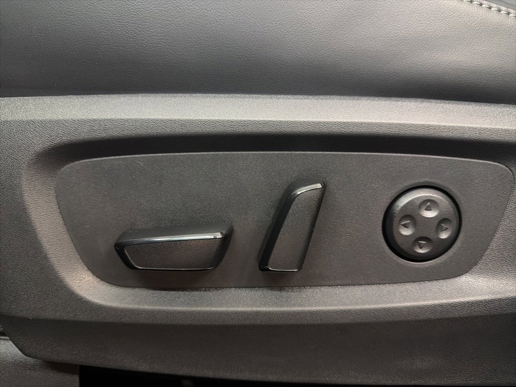 New 2026 INFINITI QX60 Luxe image 17