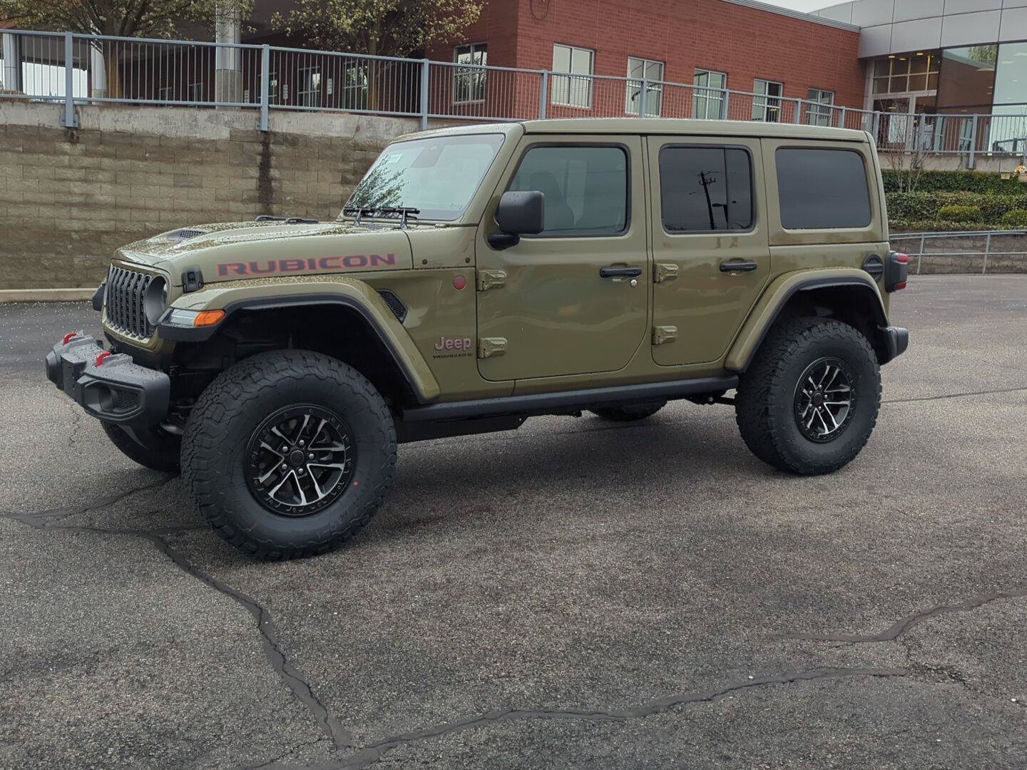 New 2026 Jeep Wrangler Unlimited Rubicon AWD/4WD image 3