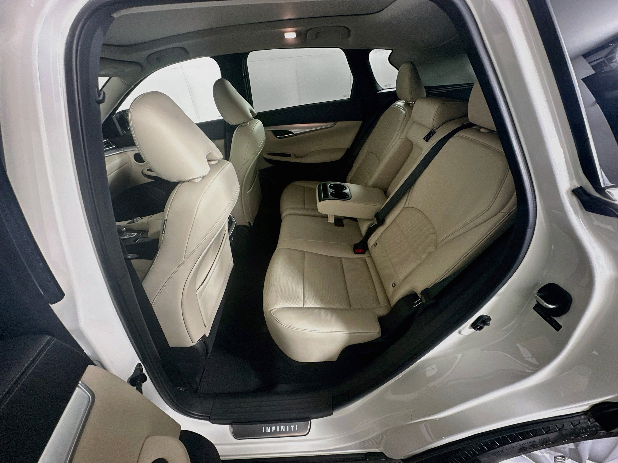 Used 2019 INFINITI QX50 Essential w/ Proactive Package FWD image 29