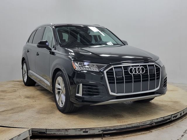 Used 2023 Audi Q7 3.0T Prestige image 2
