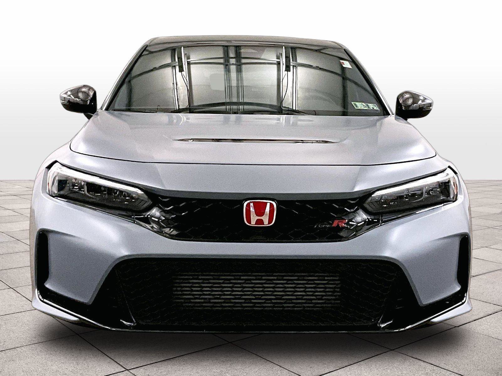 Used 2024 Honda Civic Type R image 3