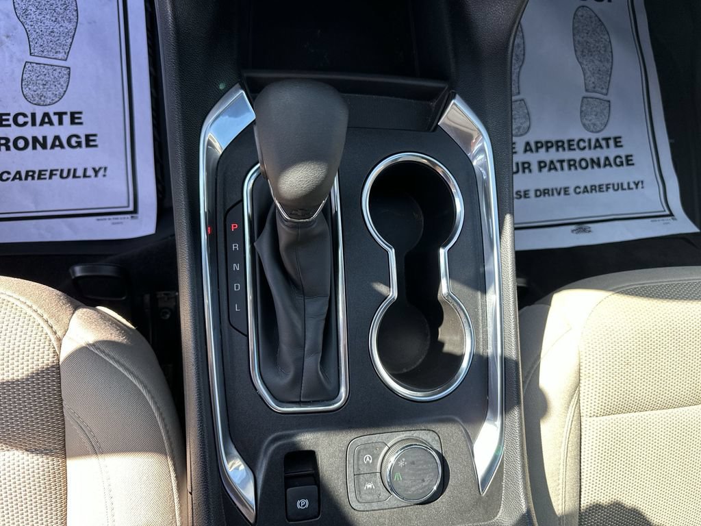 Used 2023 Chevrolet Traverse LS w/ Safety Package FWD image 25