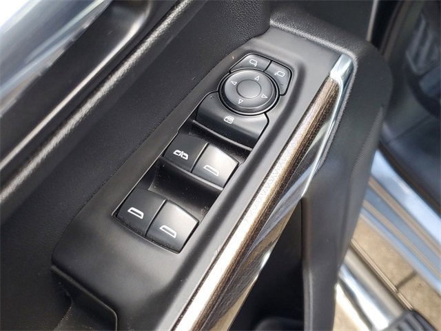 Used 2021 Chevrolet Silverado 1500 LT image 19