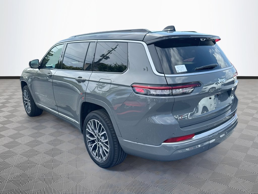 New 2027 Jeep Grand Cherokee L Summit AWD/4WD image 7