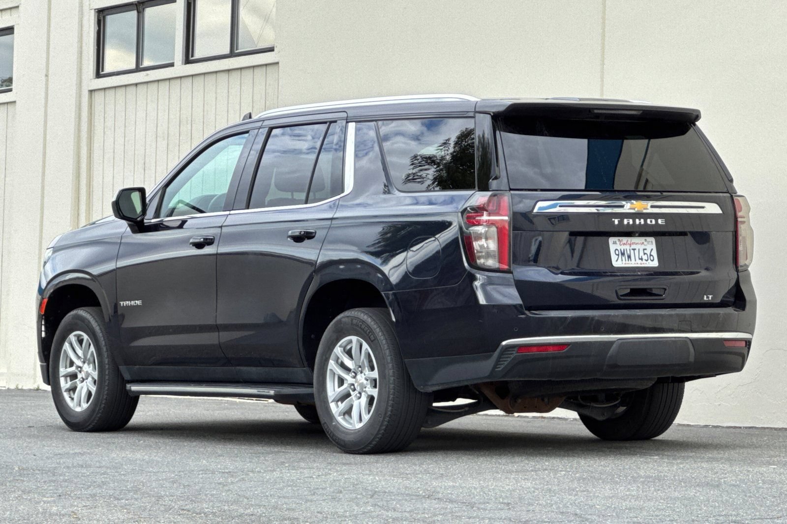 Used 2024 Chevrolet Tahoe LT AWD/4WD image 6