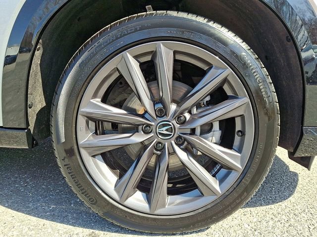 Certified 2025 Acura ADX A-Spec image 8