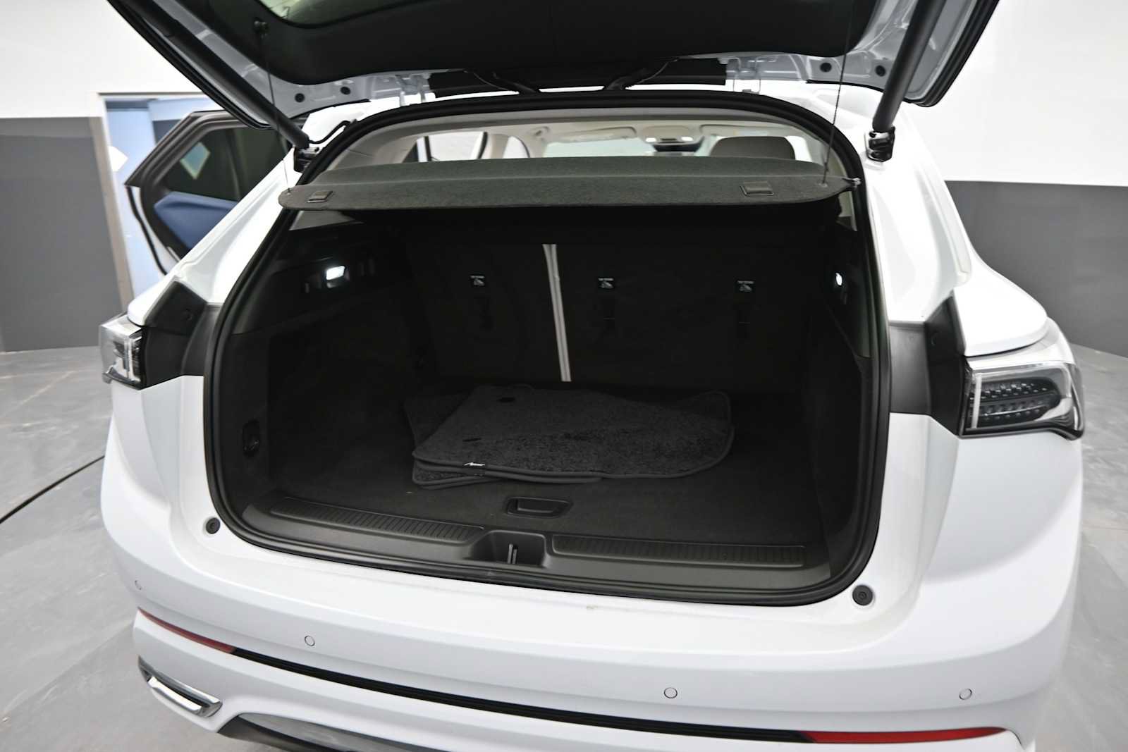 Used 2026 Buick Envision Avenir AWD/4WD image 17