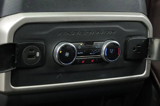 Used 2023 Ford Expedition Limited image 34