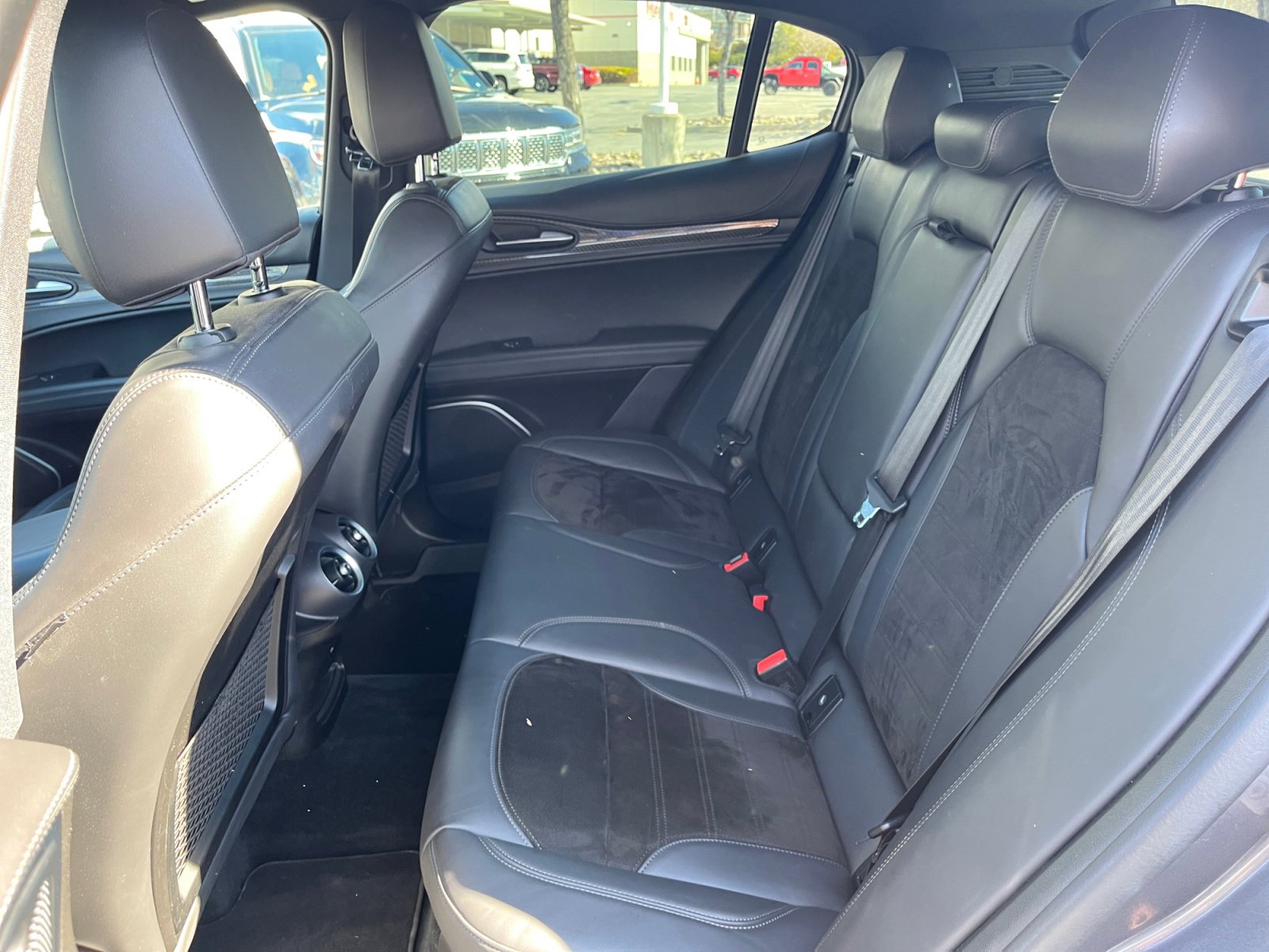 Used 2019 Alfa Romeo Stelvio Quadrifoglio w/ Driver Assist Dynamic Package image 25