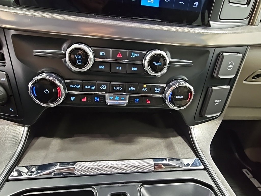 Used 2025 Ford F150 Platinum w/ Equipment Group 703A Plus image 21