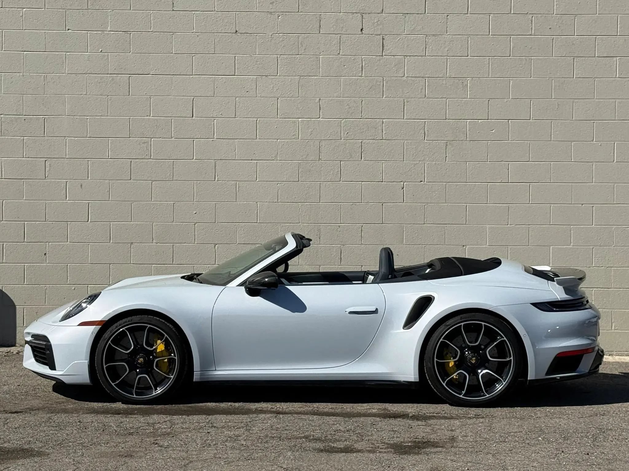 Used 2024 Porsche 911 Turbo S AWD/4WD image 40