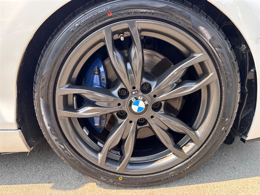 Used 2017 BMW M240i Coupe image 18