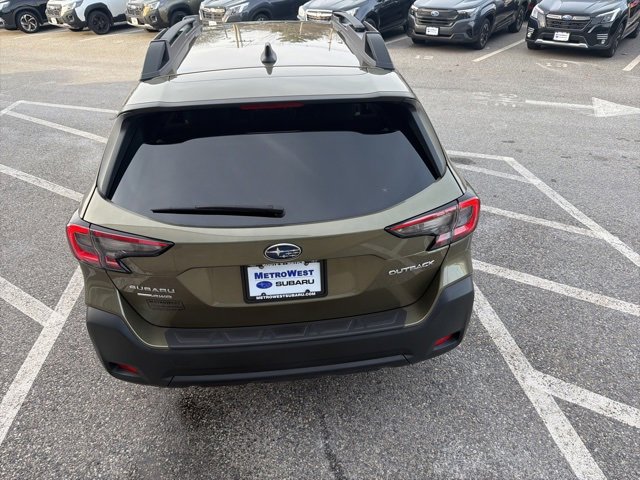 Used 2024 Subaru Outback Premium image 7