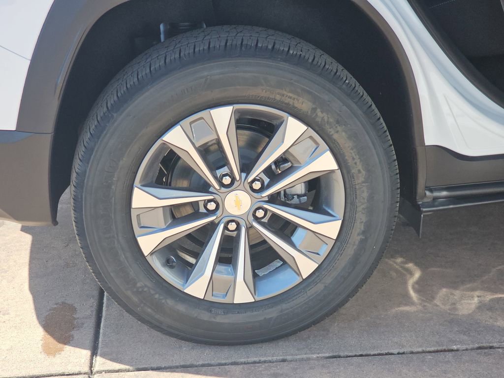 New 2026 Chevrolet Equinox LT image 36