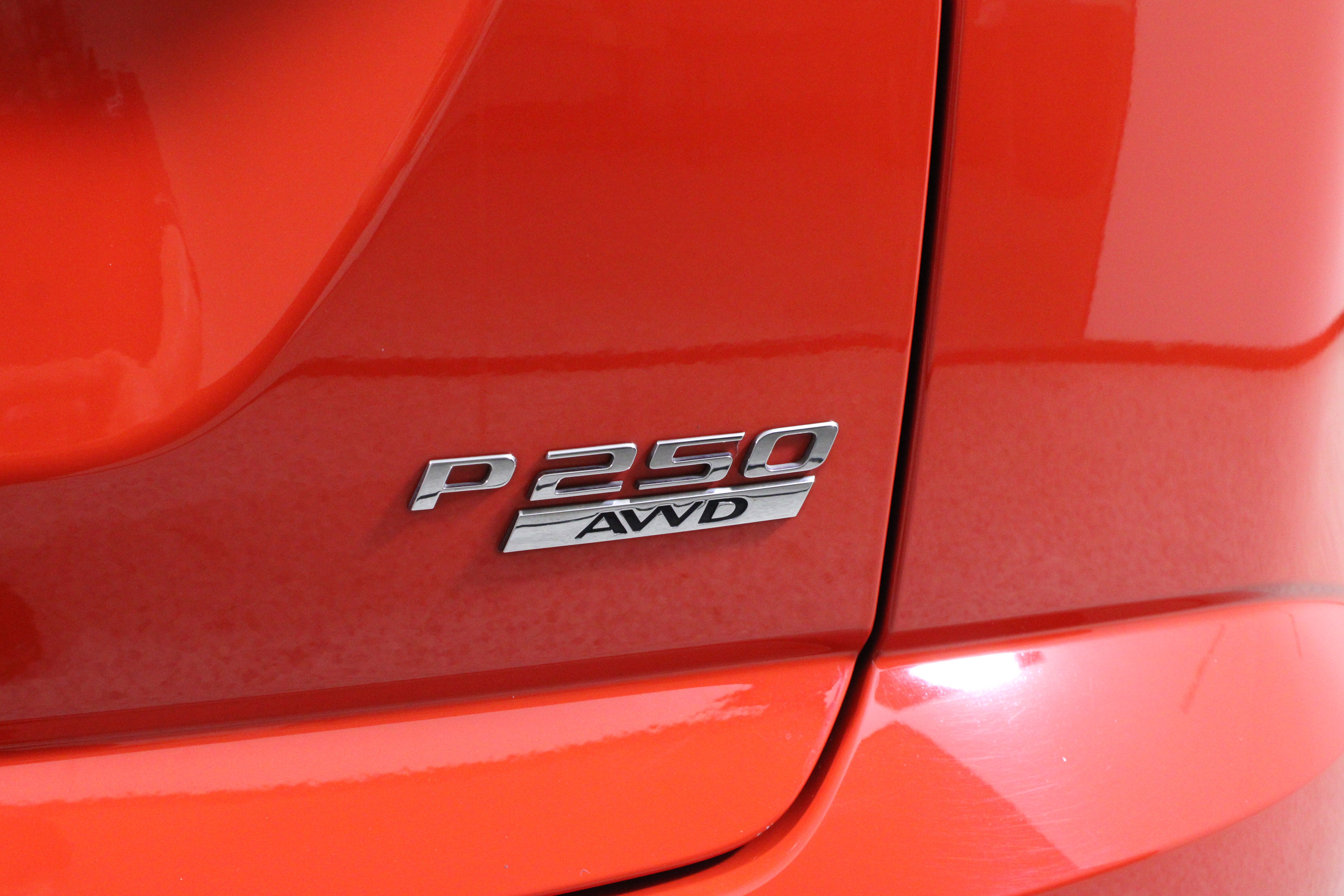 Used 2020 Jaguar E-PACE Checkered Flag image 10