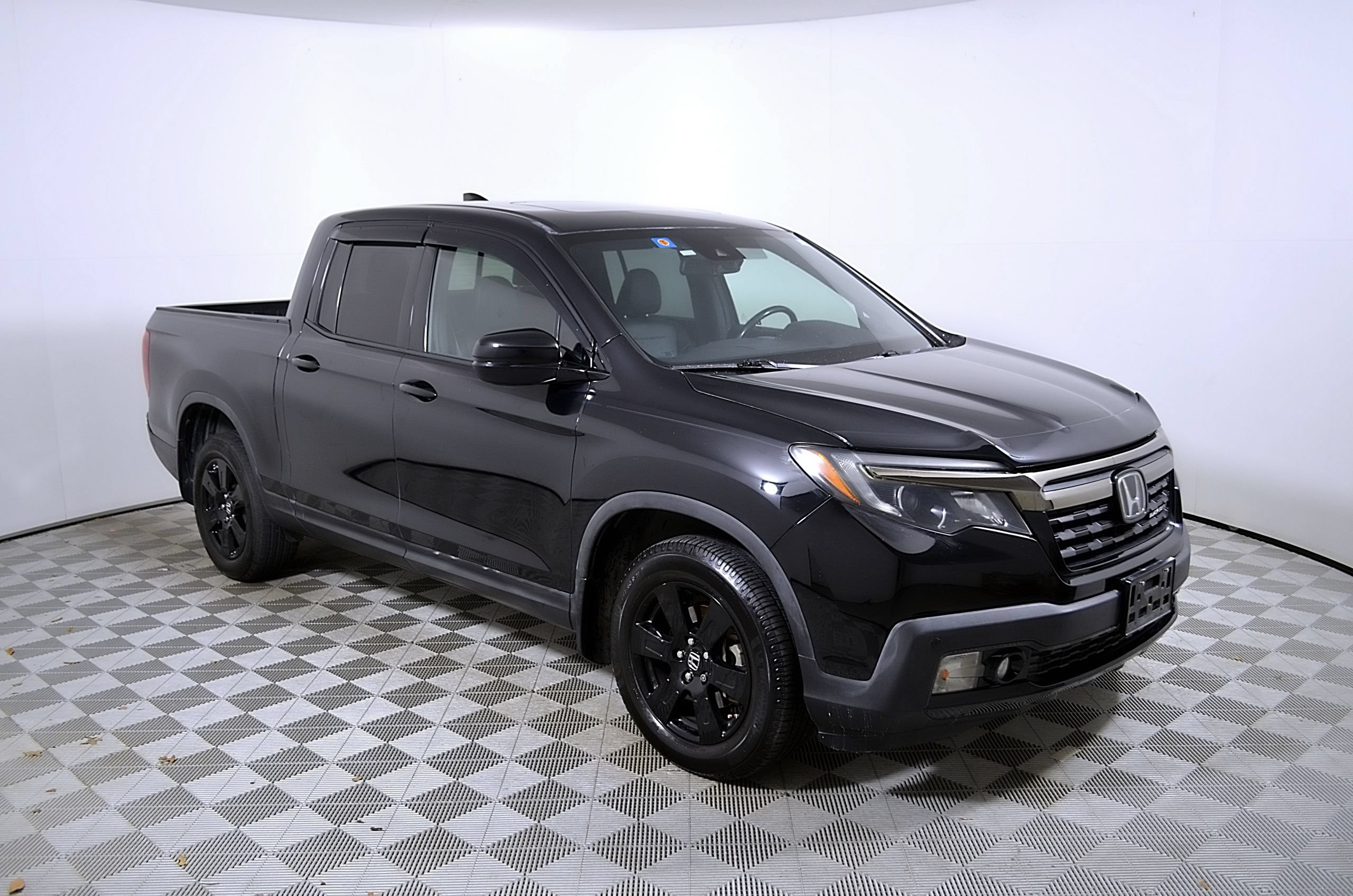 Used 2017 Honda Ridgeline Black Edition image 6