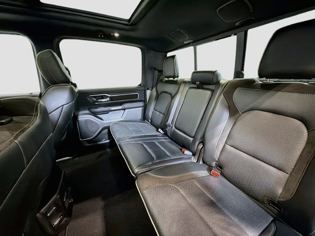 Used 2023 RAM 1500 Laramie AWD/4WD image 26